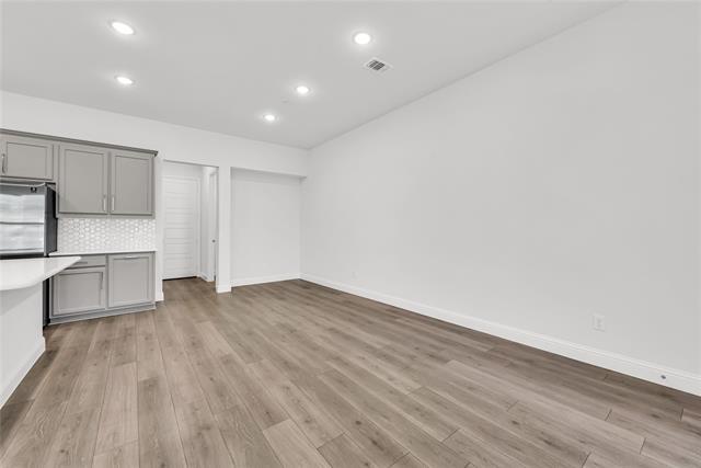 Foto del edificio - 4717 Piedras Lanzar Dr