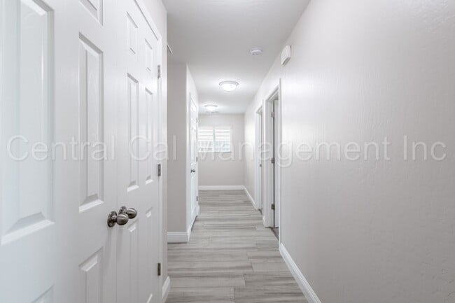 Building Photo - 4 Bedroom/2 Bath Home with Solar - $2695 p...