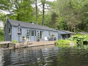 Building Photo - 29 Parmalee Hill Rd