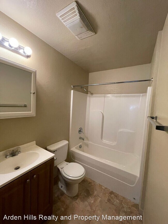 Foto del edificio - 1 br, 1 bath House - 20 A Peach ave