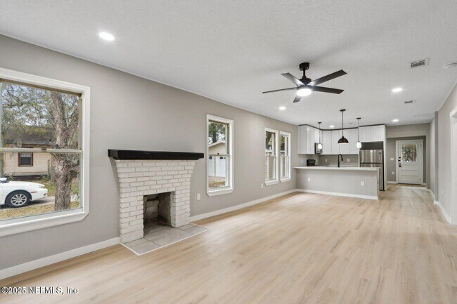 Building Photo - 2959 Fitzgerald St