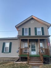 Building Photo - 174 Market St