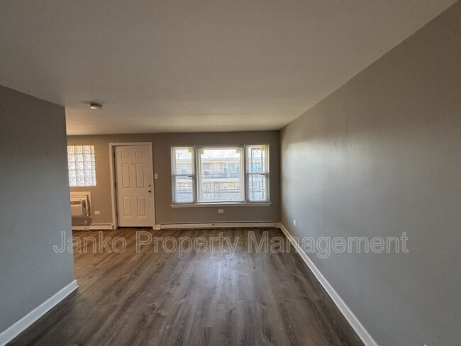 Foto del edificio - 2113 119th St