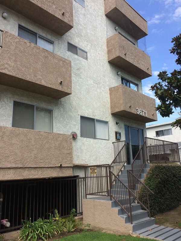 Foto del edificio - 3671 Glendon Ave