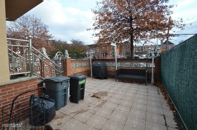 Building Photo - 4 br, 3 bath House - 105-27 62ND DR