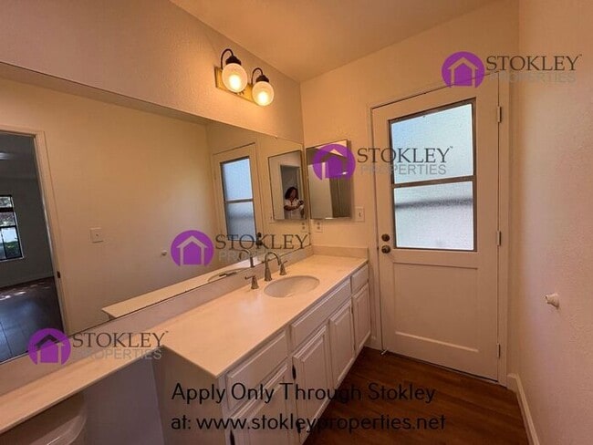 Building Photo - 1484 Cortez Ct