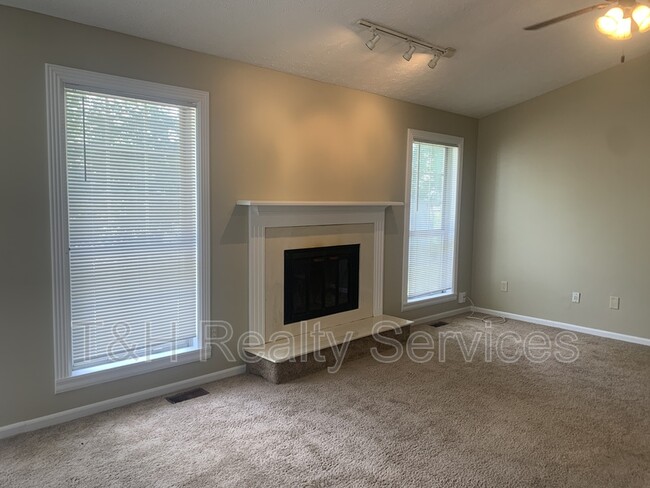 Foto del edificio - 4257 Eagle Bay West Dr