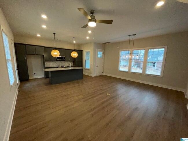 Building Photo - 4783 Silas Ave