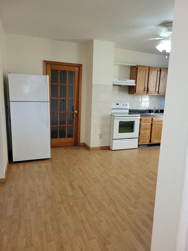 11 E Orange St, Shippensburg, PA 17257 House Rental in Shippensburg