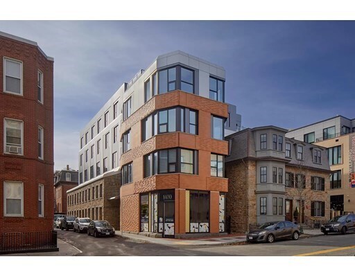 Building Photo - 1470 Tremont St