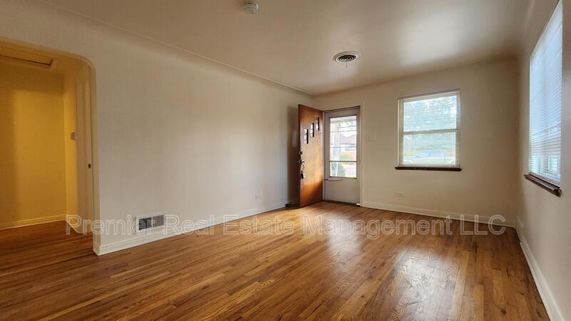 Primary Photo - 106 E. Florida Ave