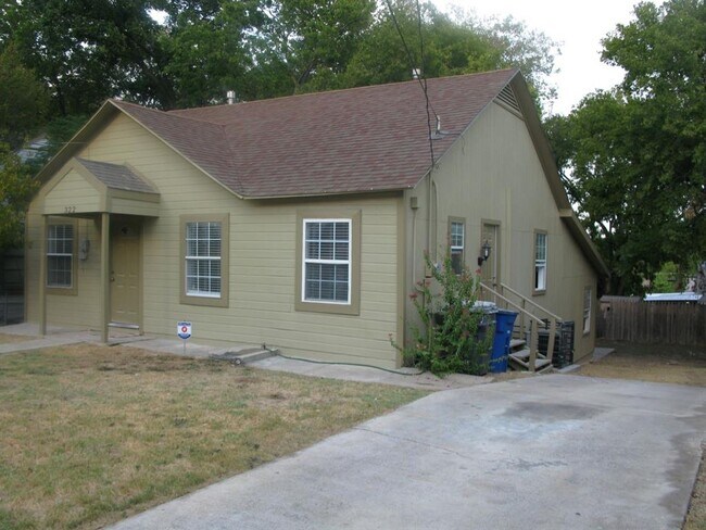 Building Photo - 322 Avenue J