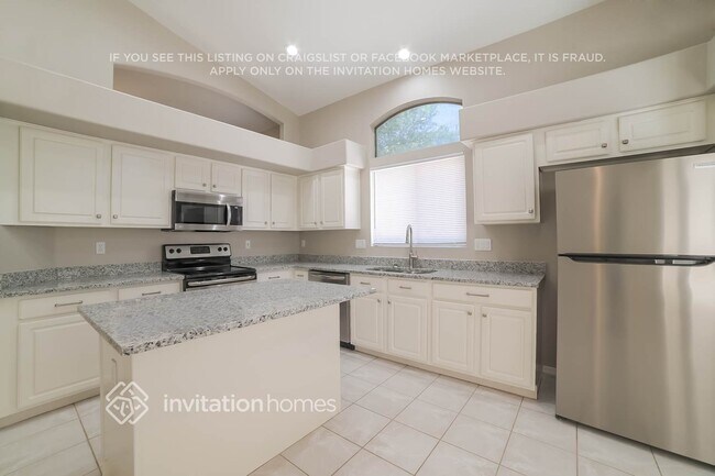 Foto del edificio - 791 E Glenmere Dr