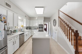 Building Photo - 7927 Wolfield Ln