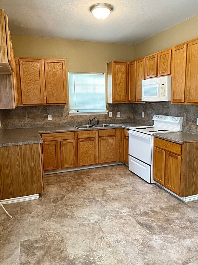 Foto del edificio - 3000 8th St