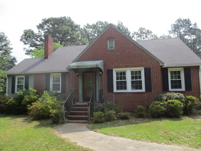 Building Photo - 1285 Central Dr