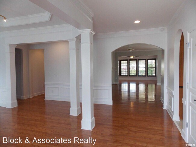 Foto del edificio - 3 br, 2 bath House - 504 Corrigan Way