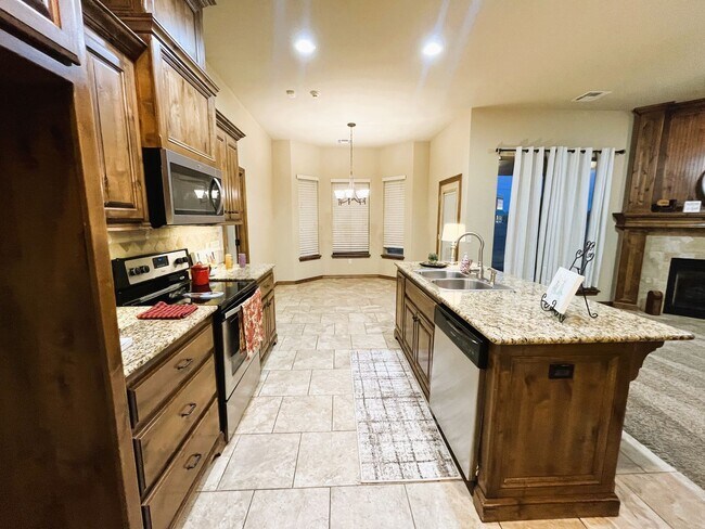Foto del edificio - 14812 Brent Cir