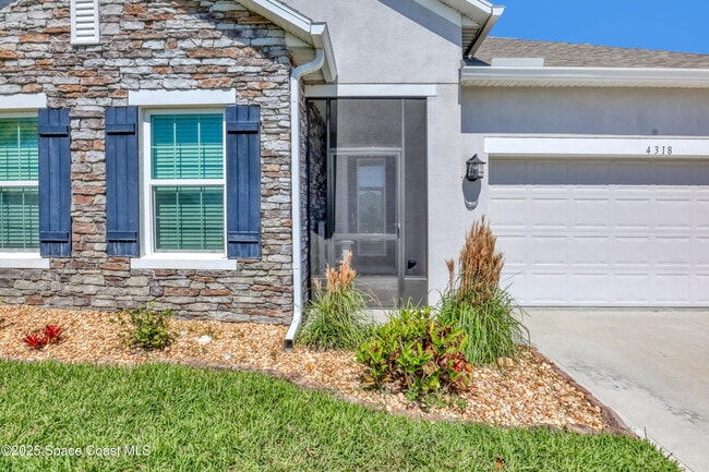 Building Photo - 4318 Lago Vis Dr
