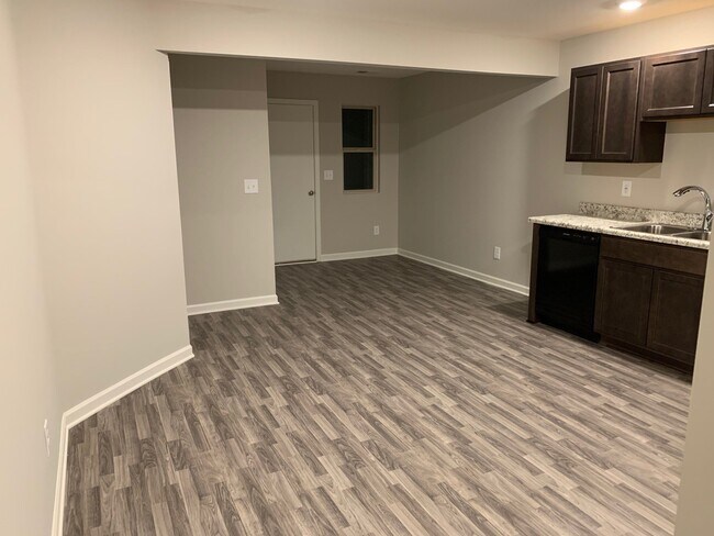 Foto del edificio - 6260 Townley Way