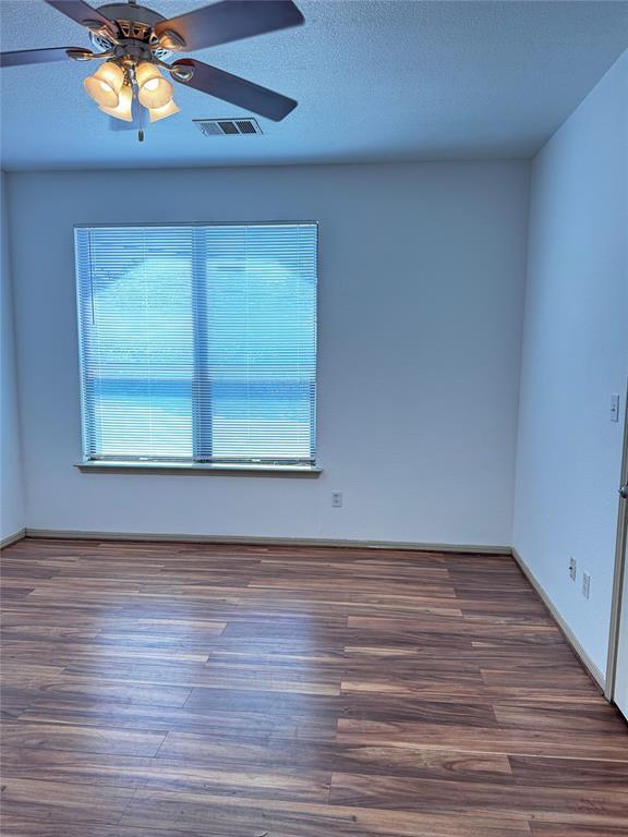 Building Photo - 8901 Parkfield Dr