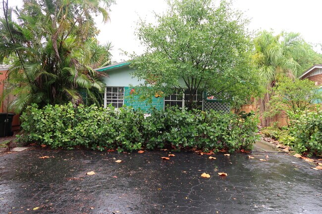 Foto del edificio - 217 SW 11th Ct