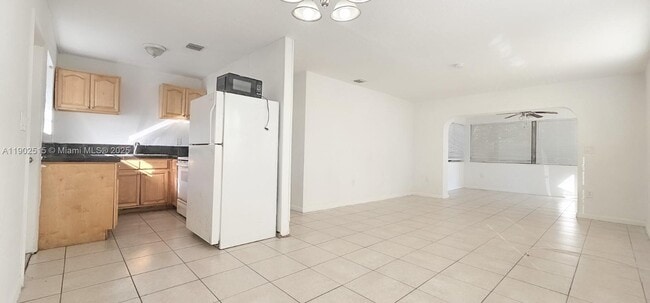 Foto del edificio - 2781 NW 13th Ct