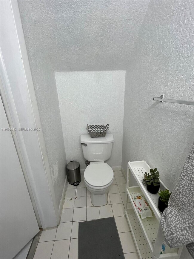 Foto del edificio - 171 Riviera Cir