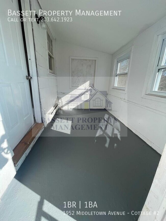 Foto del edificio - 1952 Middletown Ave