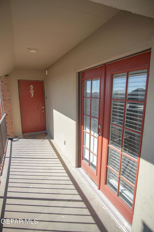 Foto del edificio - 4433 N Stanton St