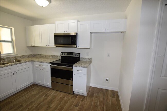 Foto del edificio - 2318 W Cannon Terrace NW