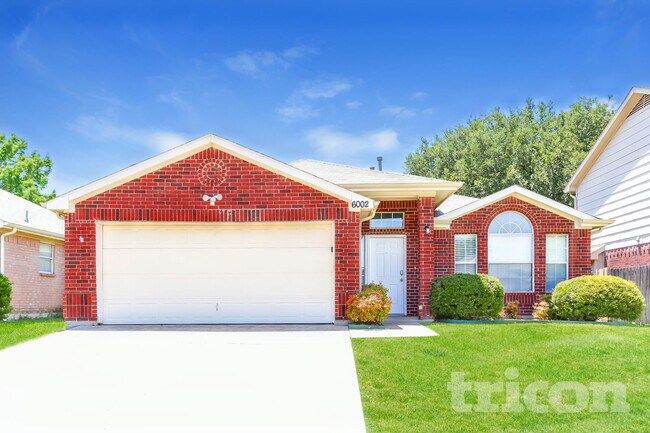 Foto del edificio - 6002 Flyers Ln