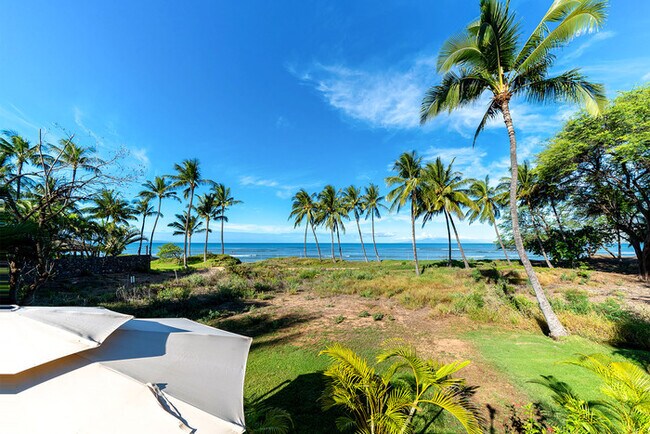 Building Photo - Kihei Ocean Front Hale