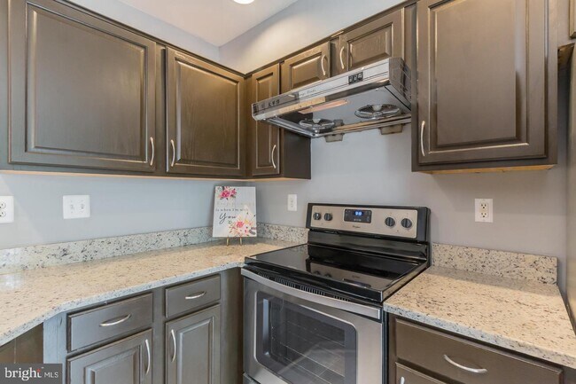 Foto del edificio - 17721 Meadow Vista Way