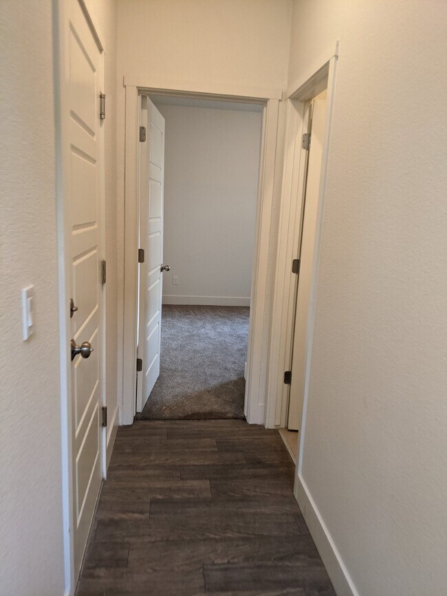 Building Photo - 2312 Vaca Way, Merced CA 95340