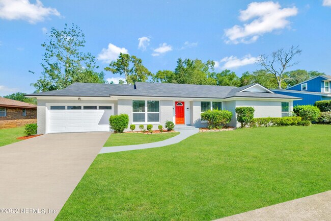 Foto del edificio - 4063 Greenwillow Ln E