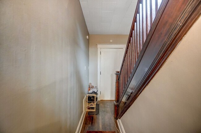 Foto del edificio - 350 Volkert St