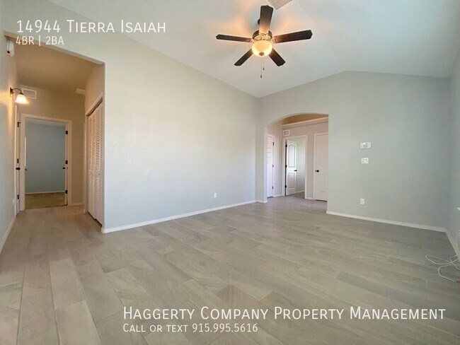 Foto del edificio - 14944 Tierra Isaiah Ave