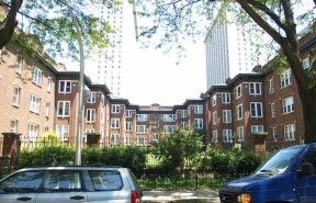 Foto principal - 3611 N Pine Grove Ave