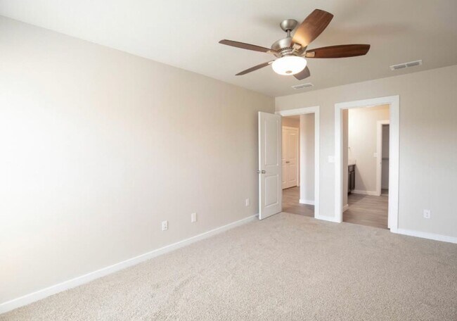 Foto del edificio - Bell Farms - 14410