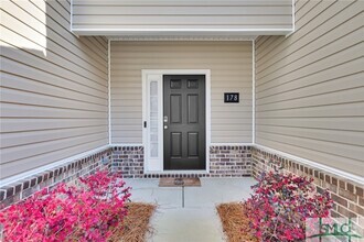 Building Photo - 178 Ainsdale Dr