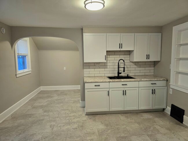 Foto del edificio - 105 N Bon Air Ave