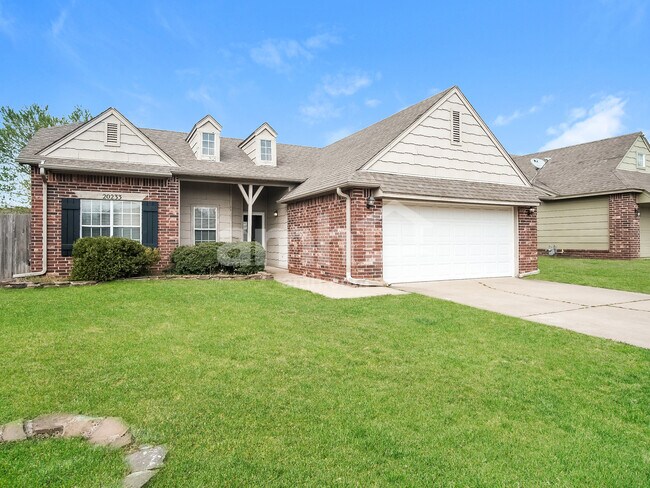 Building Photo - 20233 E 43rd Pl S