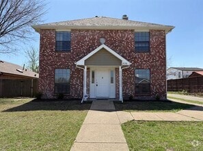 Building Photo - 2128 Kirkwood St
