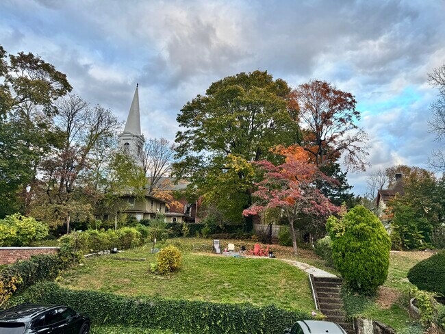 Foto del edificio - 651 Quinnipiac Ave