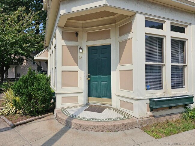Foto del edificio - 169 Winchester Ave