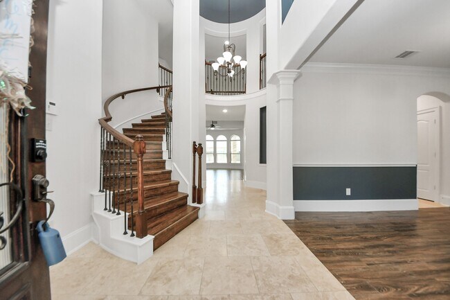 Foto del edificio - 12430 Fossil Point Ln