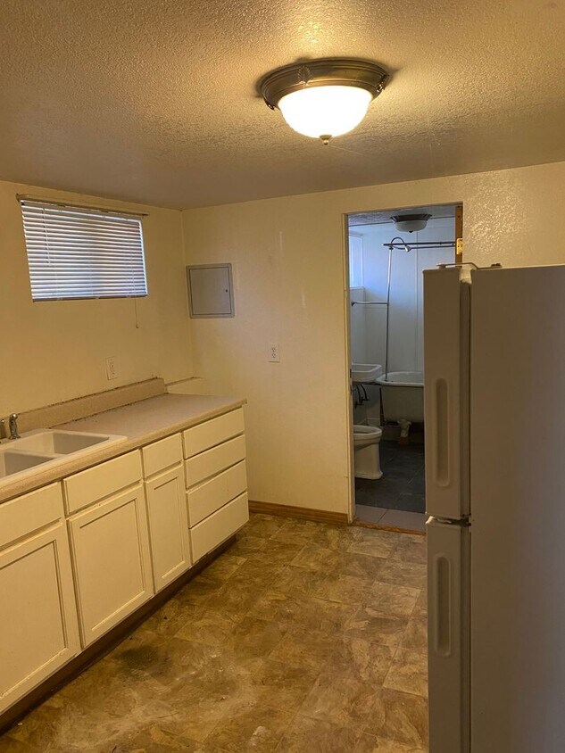 Foto principal - 1215 E 16th St