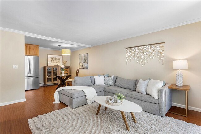 Photo - 1311 Webster St Apartment