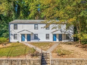 Building Photo - 338 Crafton St